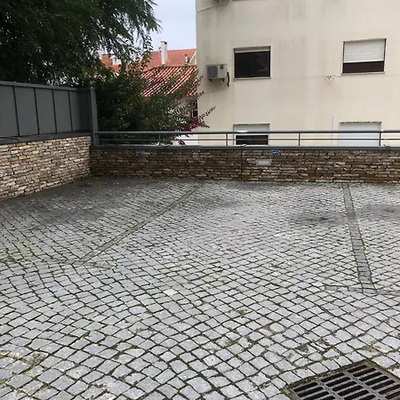 Luxury 4 Bedr Flat W/ Panoramic Views & Pool!! * Algés