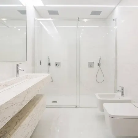 Luxury 4 Bedr Flat W/ Panoramic Views & Pool!! Apartment *