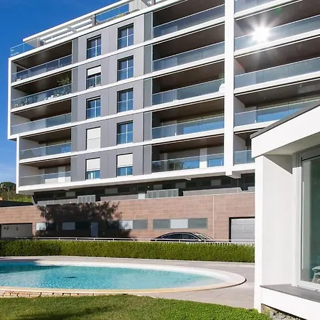 Luxury 4 Bedr Flat W/ Panoramic Views & Pool!! Alges