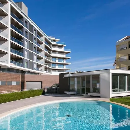Apartment Luxury 4 Bedr Flat W/ Panoramic Views & Pool!! Alges