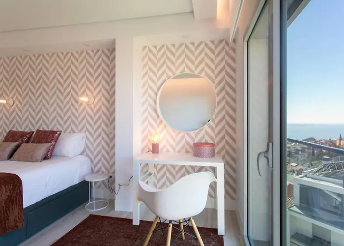 Apartment Luxury 4 Bedr Flat W/ Panoramic Views & Pool!! *